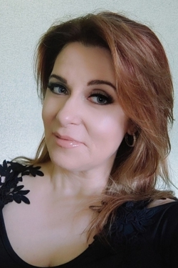 Aliona (47 m., Šiauliai)